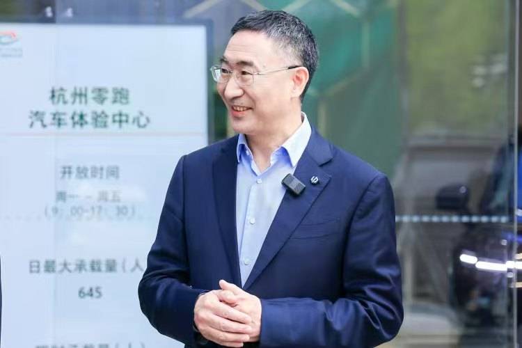 新意盎然，奏响雄安夏日建设“奋进曲”